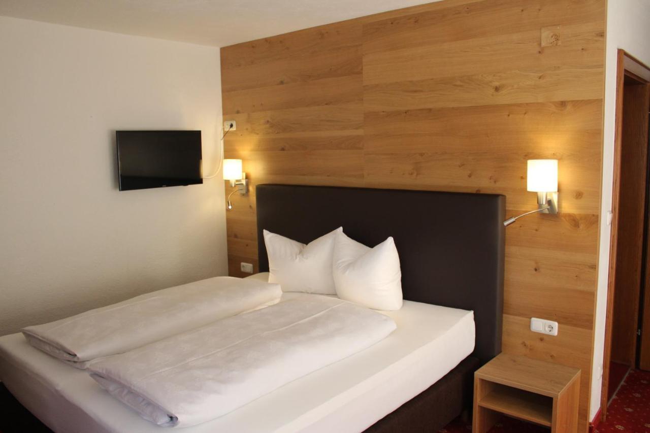 Pension Jaegerhof Sankt Anton am Arlberg Dış mekan fotoğraf
